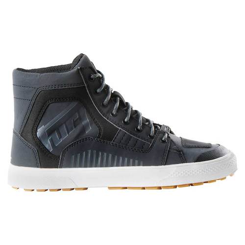 נעלי רכיבה חסינות מים פוריגן שחור -  FURYGAN SACRAMENTO D3O SHOES