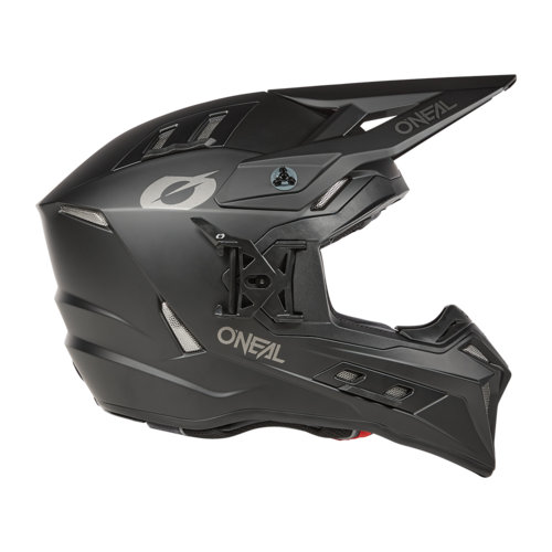 קסדת שטח ONEAL EX-SRS דגם EXSRS-10 עם טכנולוגיית בטיחות מתקדמת, מעטפת ABS איכותית, מערכת אוורור מתכווננת ובטנה אנטיבקטריאלית Polygiene. עומדת בתקני ECE 22.06 החדשים עם מוכנות להתקנת חיישן Quin ויחידת Bluetooth לרוכבי שטח מקצועיים