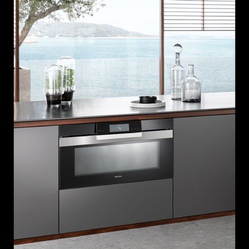 תנור בנוי 90 ס''מ פירוליטי מבית MIELE מילה דגם H7890 BP CLST