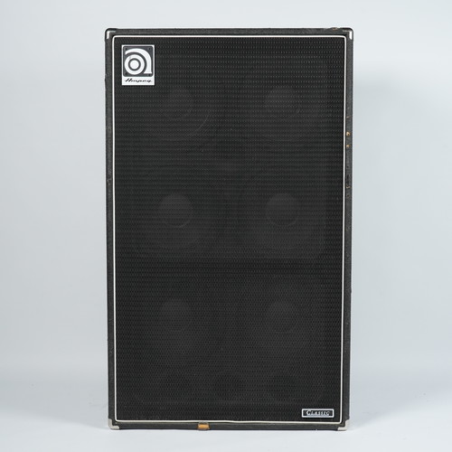 קבינה לבס Ampeg SVT-610HLF