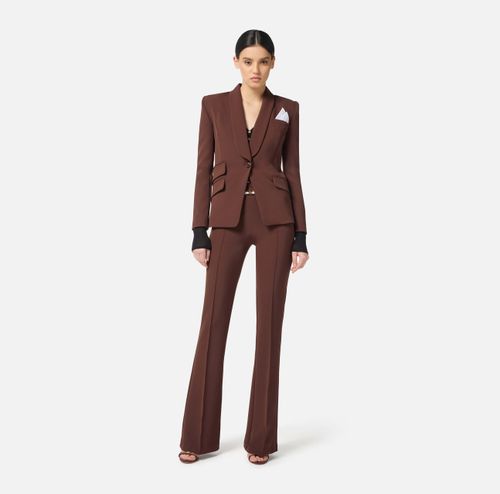 Women’s suit in crêpe fabric