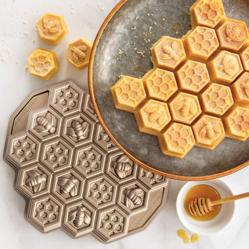 תבנית כוורת Nordic ware Honeycomb
