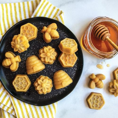 תבנית שקעים דבורים Nordic ware Busy Bee Bitelet