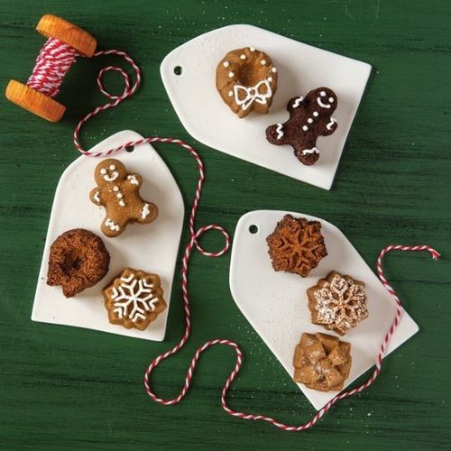 תבנית לכריסמס Nordic ware Holiday Teacakes