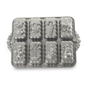 תבנית לכריסמס מיני אינגליש קייק Nordic ware
