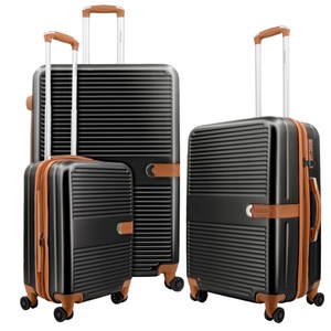 סט 3 מזוודות קשיחות 20", 25, ו-29" בעיצוב יוקרתי FERRINI