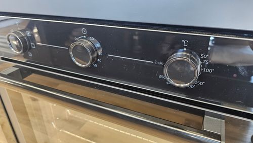תנור בנוי 72 ליטר BBIE11100W 