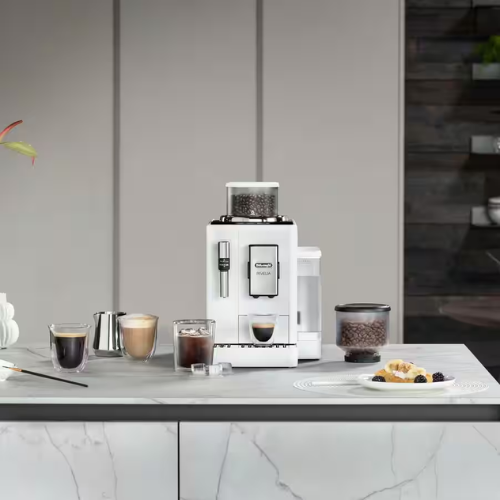 מכונת אספרסו אוטומטית עם סטימר Rivelia דלונגי DeLonghi דגם EXAM440.35.W