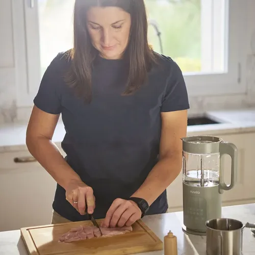 מעבד מזון לתינוקות עם ממשק מגע 7 ב-1 Magic Pappa וניקוי עצמי - פתרון קסום למטבח של ההורים