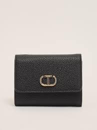 Small Wallet with Flap and Oval T