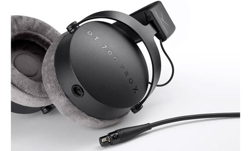 אוזניות אולפן להקלטות ומוניטורינג - Beyerdynamic DT700 PRO X