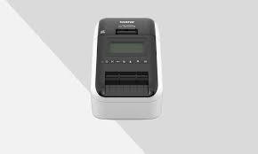 Brother QL-820NWB BT – מדפסת תוויות מקצועית עם חיבור Wi-Fi, Bluetooth ומסך מובנה