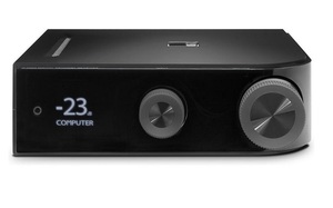 מגבר סטריאו מבית NAD דגם D7050