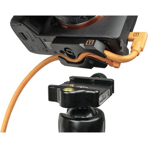 פלטה לאבטחת כבל למצלמה Tether Tools TetherGuard LeverLock Plate