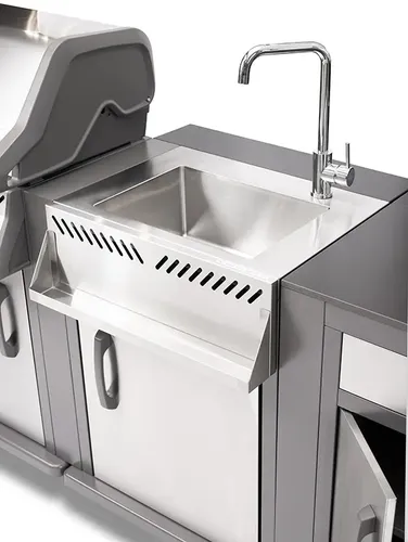 יחידת כיור Napoleon ROGUE דגם NRSC425SG-SS מנירוסטה איכותי עם ברז מתקדם, ארון אחסון תחתון עם דלת כפולה ומערכת ניקוז פנימי, מיועדת למטבח חוץ מקצועי