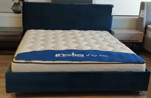 מיטה מרופדת דגם מיאמי פסים