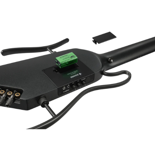 גיטרה חשמלית DONNER HUSH C EC7252 בצבע שחור