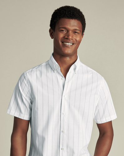 חולצה שרוול קצר גזרת קלאסיק - White & blue pinstripe non-iron stretch poplin slub ss cf