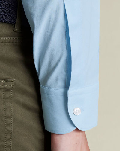חולצה גזרת סלים סטרץ - Sky blue non-iron stretch twill slim fit shirt