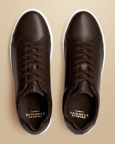 נעל ספורטיבית חומה - Dark chocolate leather trainer