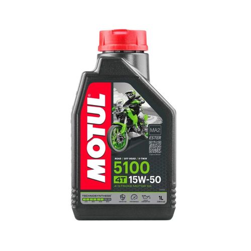 שמן מנוע איכותי מבית MOTUL בצמיגות 15W50, מתאים למנועי 4 פעימות של אופנועים כבדים וספורטיביים. מבוסס טכנולוגיה סינתטית למחזורי עבודה גבוהים, מספק הגנה משופרת על המנוע ומערכת התמסורת. מייעל ביצועים בתנאי חום ולחץ, ומפחית בלאי לאורך זמן. אידיאלי לרכיבה יומי