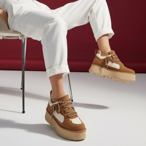 סניקרס UGG אסטרומל מידות 36-41 לנשים