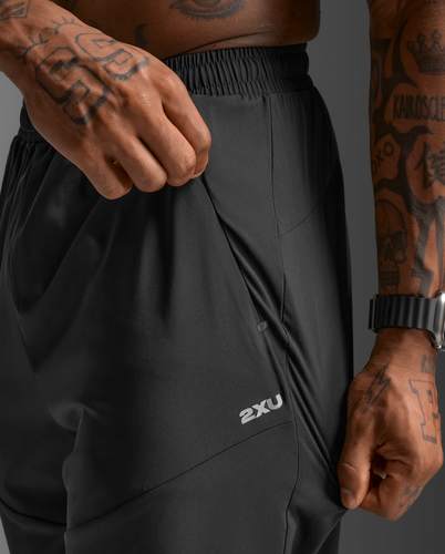 מכנס ריצה Aero Woven Jogger BLK/SRF