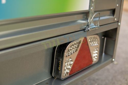 נגרר פתוח עם בלמים 2.2X1.5 למשקל 750 ק