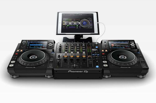 מיקסר דגם DJM-750MK2 מבית Pioneer