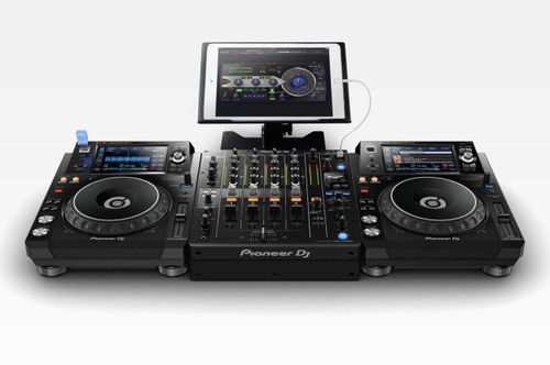 מיקסר דגם DJM-750MK2 מבית Pioneer