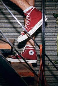 נעל CONVERSE מידות 40-45 לגברים בגוון אדום