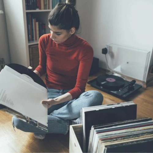 פטיפון מקצועי אוטומטי עם מחט בעיצוב יוקרתי HARPER HRT-16