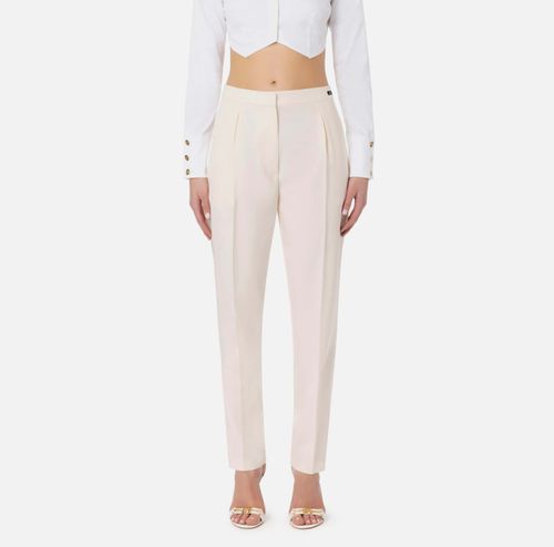 Straight trousers in cool wool with darts - COLOR PERLA 