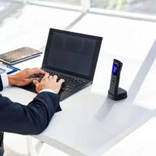 טלפון אלחוטי Yealink AX83H Wi-Fi Handset