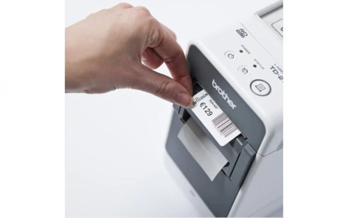 מדפסת מדבקות עם חיבור לרשת Brother TD-2130NHC