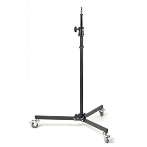 חצובת תאורה עם גלגלים UltraBlitz wheel stand with baby pin FPT-3605