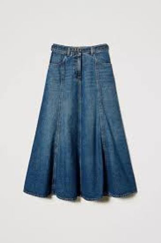 Denim skirt with Oval T belt