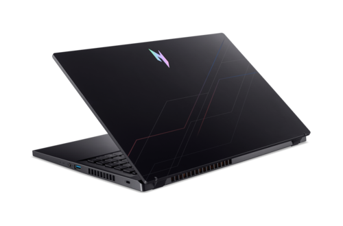 מחשב נייד Acer Nitro V15 i7-13620H | 16GB | 1TB | RTX™ 5050 | W11H | 1Y