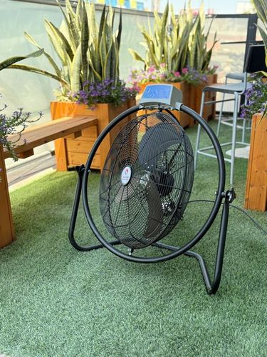 מאוורר רצפתי מצודד עם שלט ״20 SmartAir