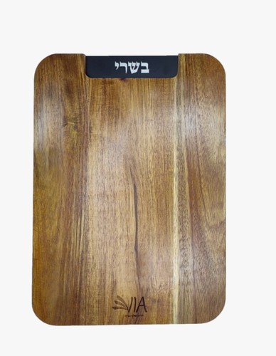 סט קרשי חיתוך והגשה 100% עץ שיטה לבשרי וחלבי בעיצוב טבעי ואלגנטי