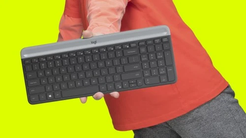 סט מקלדת ועכבר אלחוטי דק Logitech MK470 Slim צבע אפור שחור