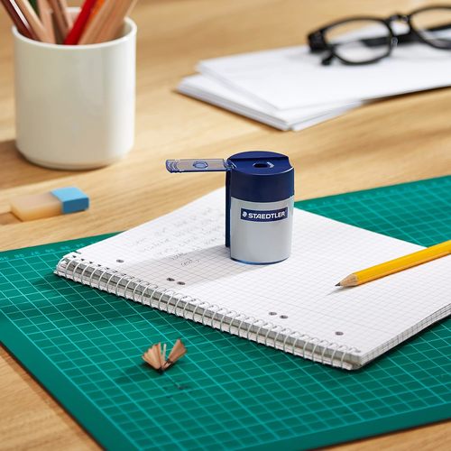 מחדד איכותי לעפרונות עם מיכל STAEDTLER 511