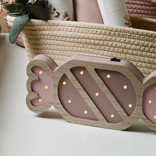 מנורת קיר / שידה מעוצבת מעץ - סוכריה