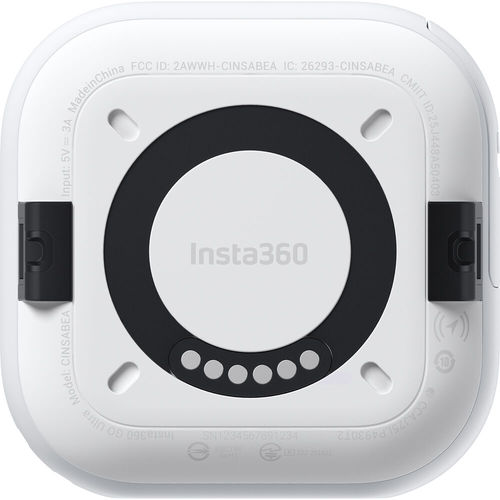 מצלמת אקסטרים Insta360 Go Ultra (Standard, Arctic White)