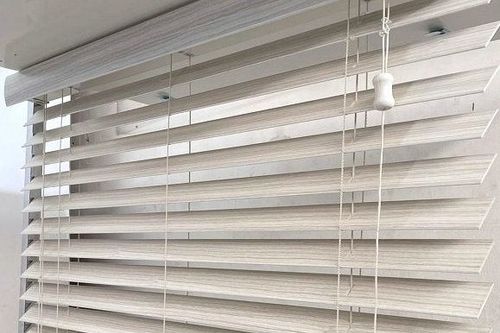 צלון ונציאני PVC מוקצף 50 מ