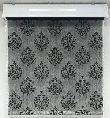 וילון גלילה כפול - גלילה האפלה   + גלילה תחרה עיטורים שחור