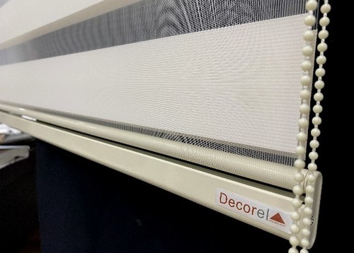 וילון גלילה זברה Decorel פרימיום -קרם