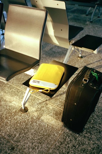 כיסוי לטאבלט / לפלטופ PANTONE - צהוב