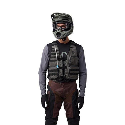 וסט כלים עם שקית שתיה 2 ליטר פוקס אפור - FOX LEGION TAC VEST V26