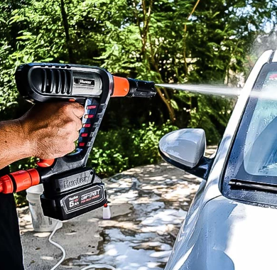 אקדח שטיפה בלחץ נטען  23 בר (330PSI) 18V - סוללה 2Ah + מטען - HUNTER